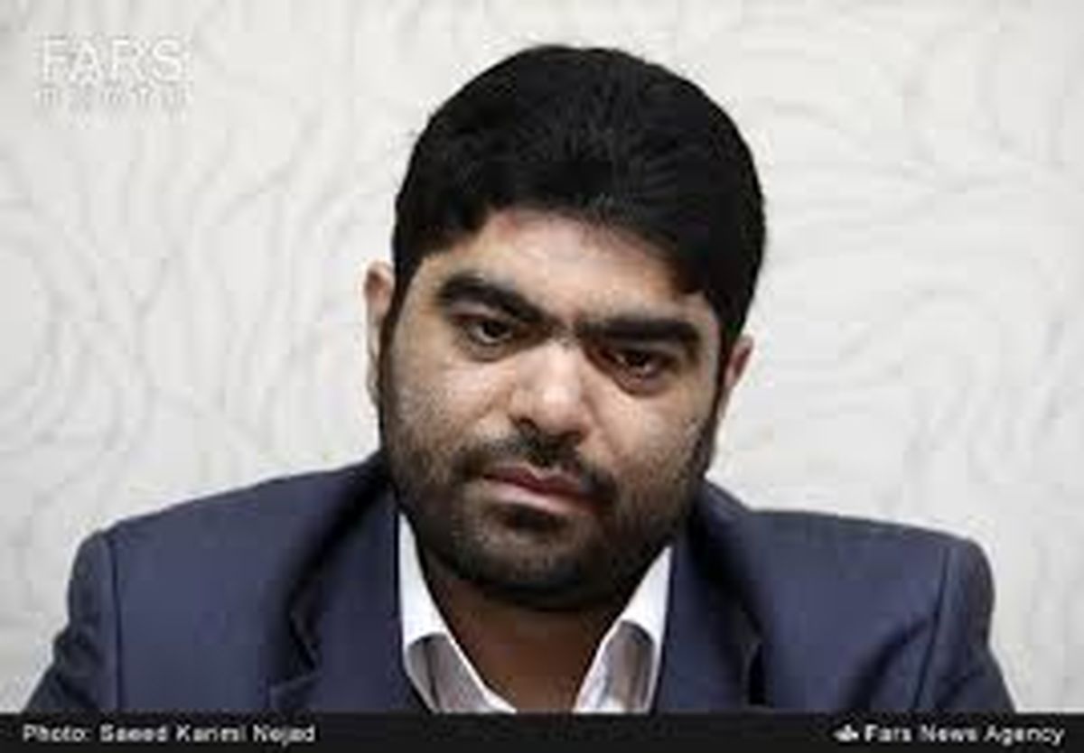 عکس/واکنش مجری برنامه پیک بامدادی به خبر برکناریاش