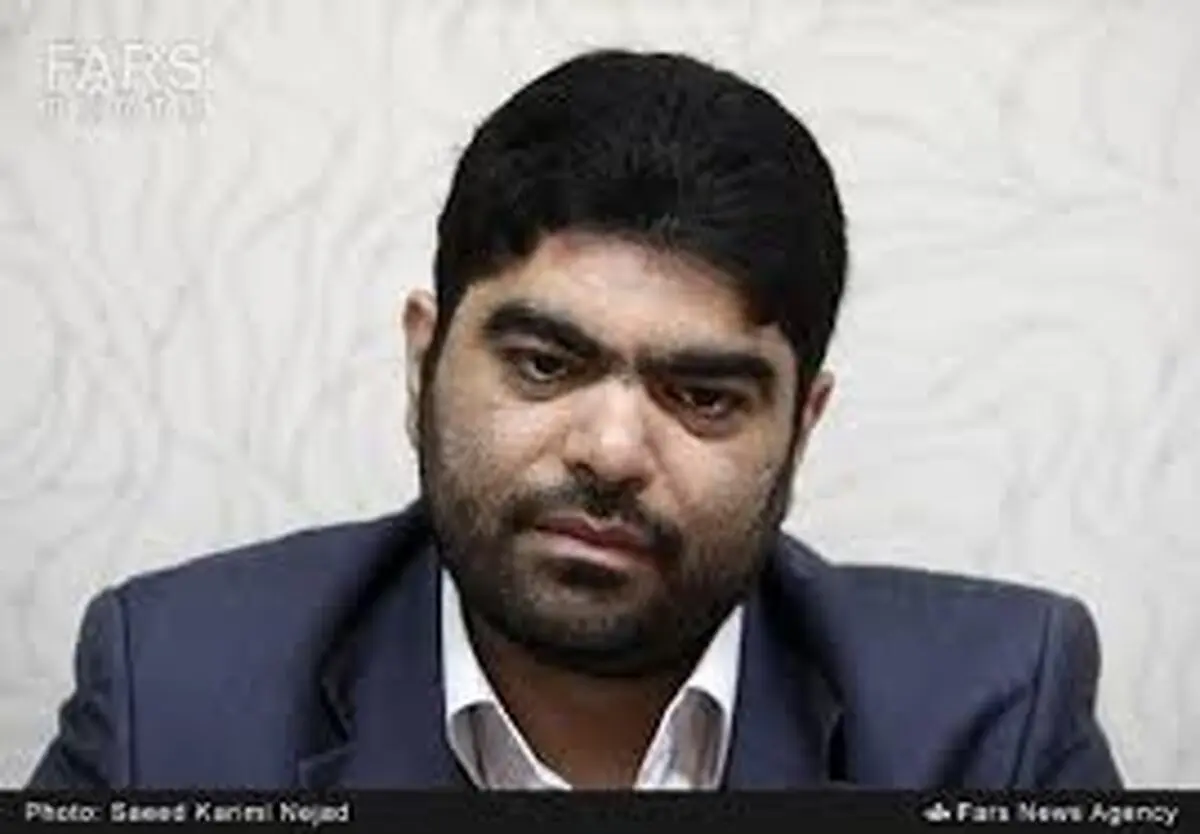 عکس/واکنش مجری برنامه پیک بامدادی به خبر برکناری‌اش