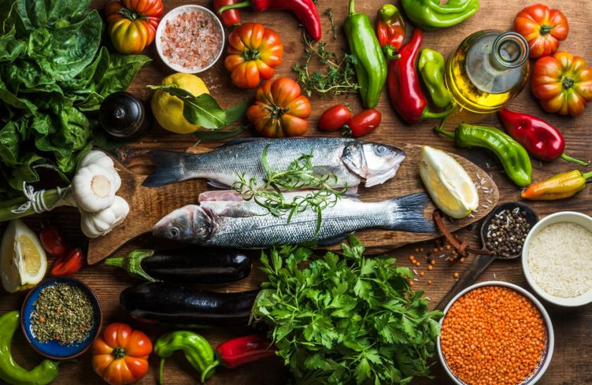 با این مواد غذایی مغزتان دیرتر پیر میشود