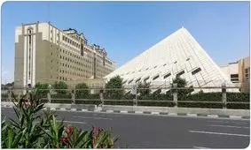 در جلوت و خلوت برخی نمایندگان چه می گذرد؟