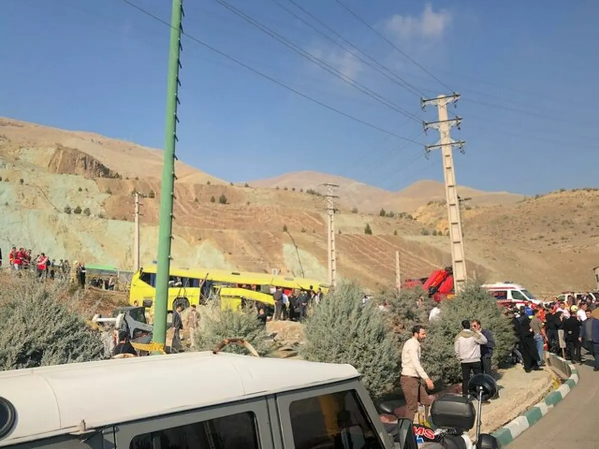 آخرین تصاویر از محل حادثه اتوبوس در دانشگاه علوم تحقیقات تهران
