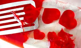 طرز تهیه ژله ولنتاین (ژله سوپرایز قلبی)