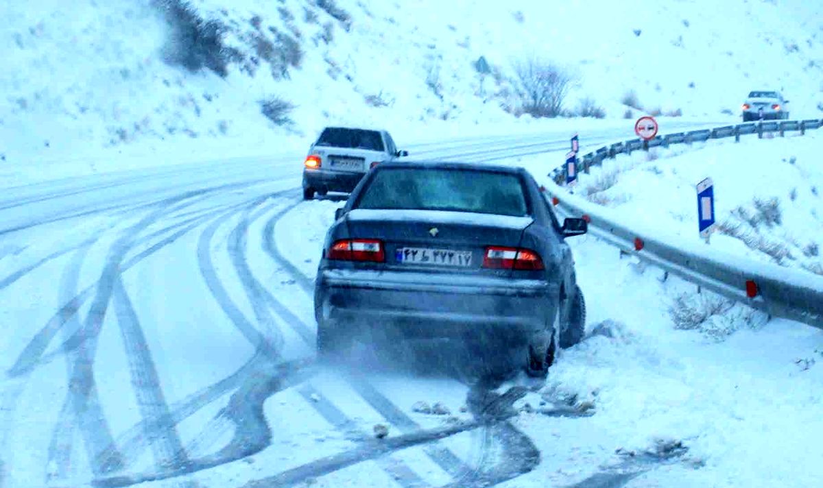 ویدئو/چطور در برف رانندگی کنیم؟