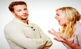 ۱۰ اشتباهات مردان که زنان را حرص می دهد