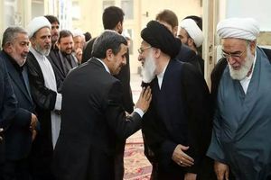 نظر مرحوم آیت الله هاشمی شاهرودی درباره محمود احمدی نژاد چه بود؟