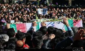 بغض شاعران فجر در میان قهرمانان آتش‌نشان