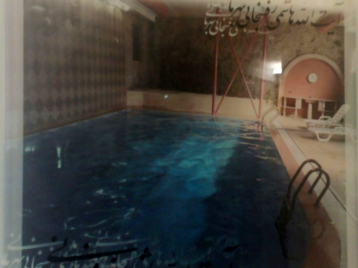 آيا استخر فرح وجود دارد؟