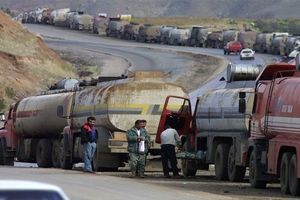 سهمیه صادرات سوخت ۷.۲ میلیون لیتری برای مرزنشینان استان کرمانشاه/ بهای تعیین شده صرفه اقتصادی ندارد