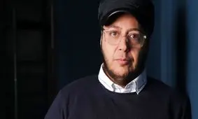 رونمایی «مازیار لرستانی» از تیپ و چهره جدیدش در 58 سالگی/ عکس