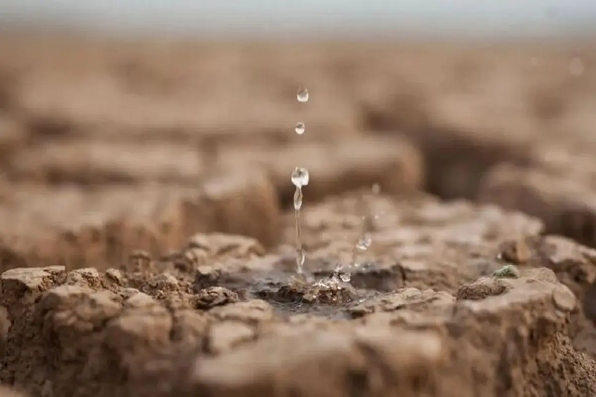 اولین باران چه زمانی بر زمین بارید؟

