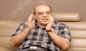 رسانه‌های رسمی را محدود کنید، روزنامه‌نگاران در رسانه‌های غیررسمی بی‌پرواتر می‌نویسند