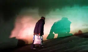 کارتن‌خواب‌ها به دیده شدن و توجه نیاز دارند