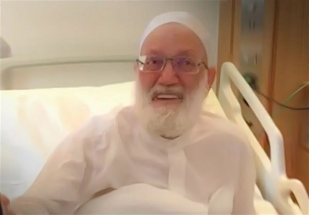 دیدار حکیم با آیت الله قاسم/ تشرف رهبر شیعیان بحرین به حرم امام علی (ع) + عکس