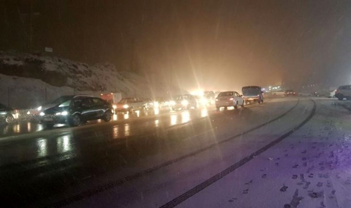 بارش برف و ترافیک سنگین در هراز