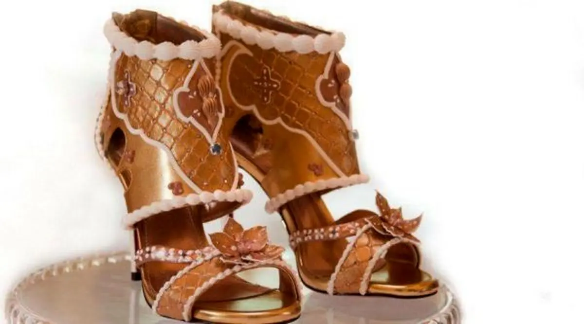 عکس/ گران ترین کفش زنانه‌ی دنیا را بشناسید