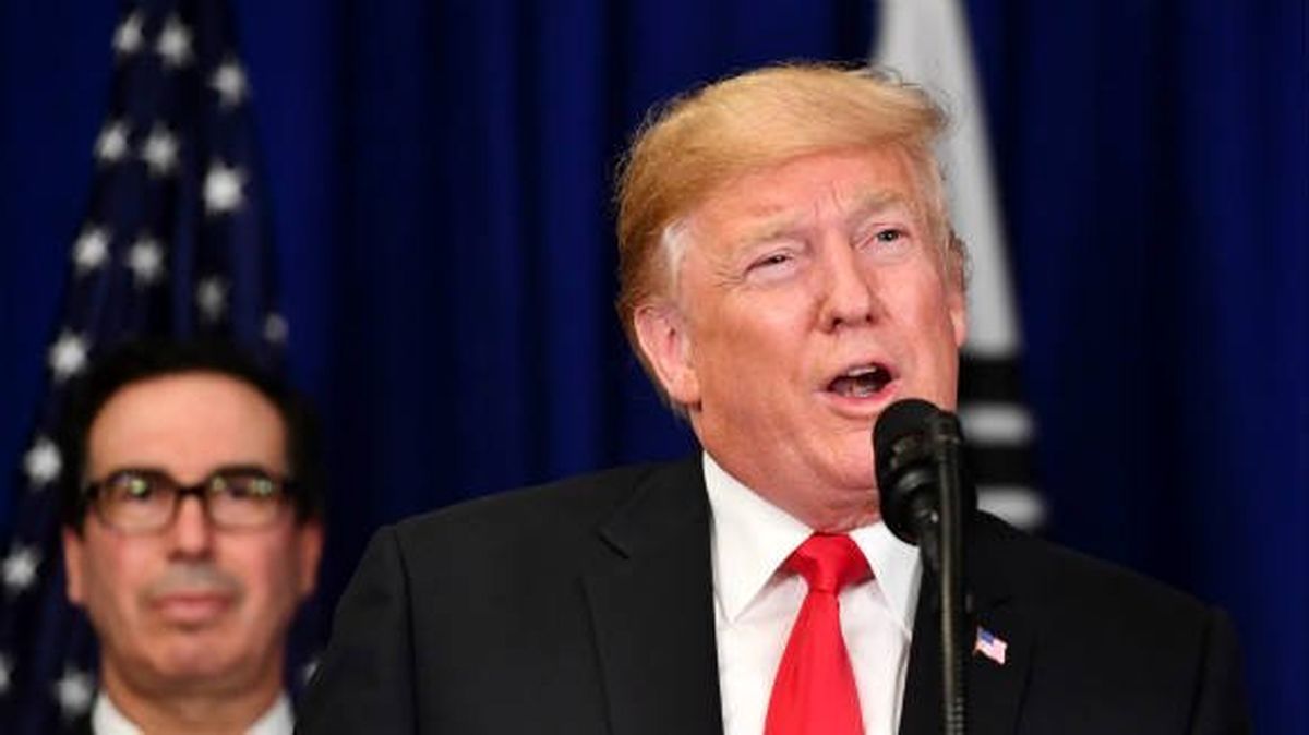 ترامپ دیوار مرزی با مکزیک را با دیوار اطراف خانه اوباما مشابه دانست