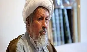 آیت الله مومن به تهران منتقل شد