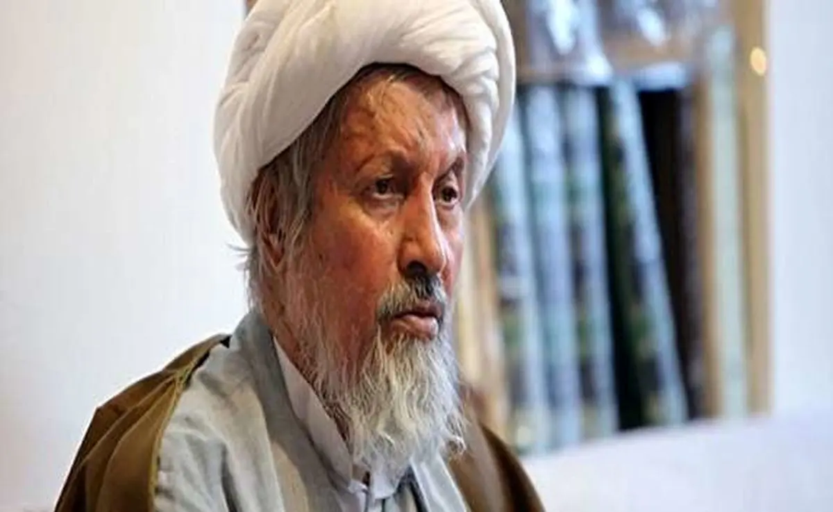 آیت الله مومن به تهران منتقل شد