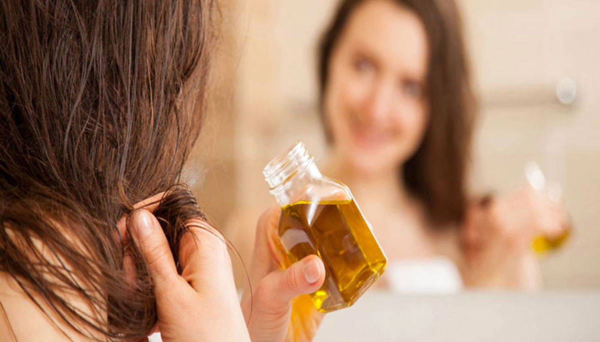 خواص روغن رزماری برای مو وشیوه کاربرد آن