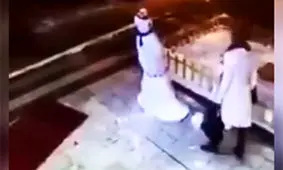 دختر جوانی که در کوتاه‌ترین زمان، جواب آزارش را دید! + فیلم