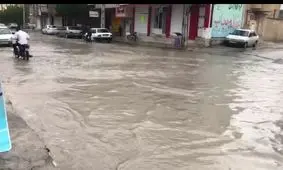 آبگرفتگی معابر شهر خورموج استان بوشهر/فیلم