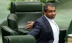 نماینده سراوان از هیات نظارت بر رفتار نمایندگان حکم گرفت/ درج در پرونده و کسر از حقوق