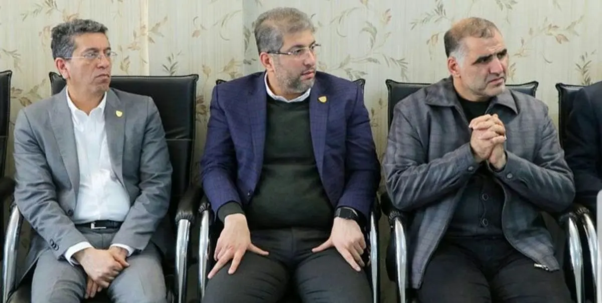 باشگاه پدیده را با یک کاغذ تحویل گرفتیم