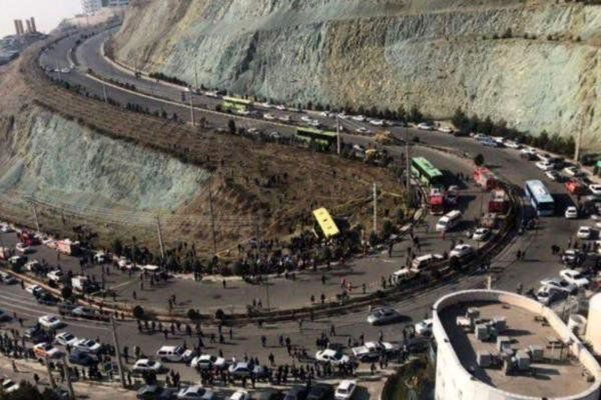 عملیات نصب گاردریل در علوم و تحقیقات آغاز میشود/ ساختمانهای بخش ستادی و پژوهشی جابهجا میشوند