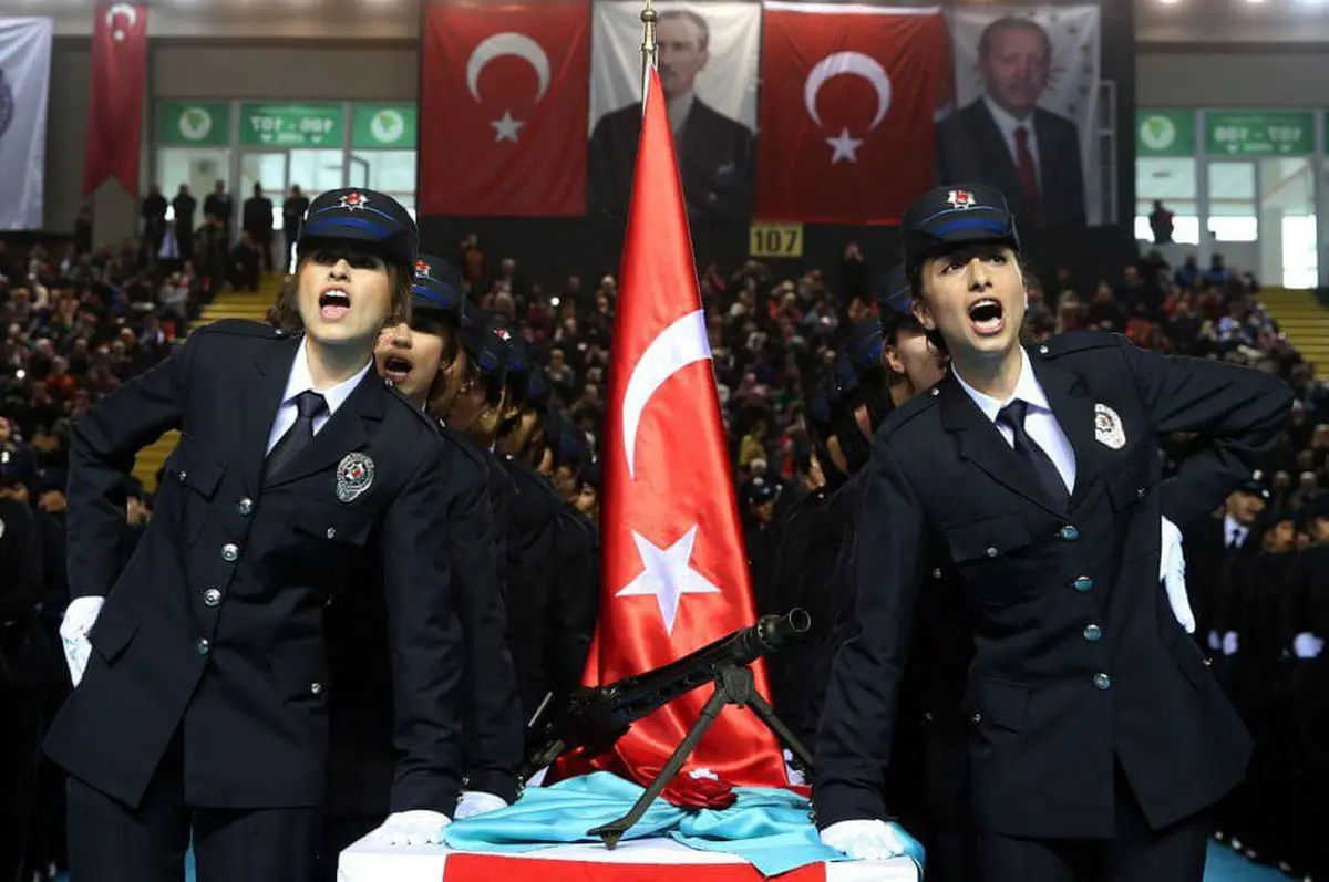 مراسم فارغ التحصیلی زنان پلیس در ترکیه +عکس