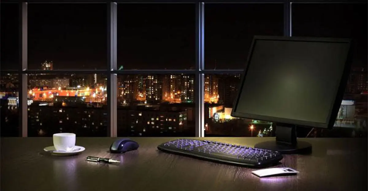 آیا شب ها باید کامپیوتر خود را خاموش کنیم؟