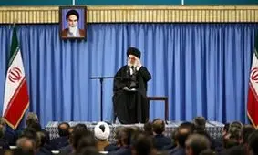 رهبرانقلاب:چرا از اوباما متشکرباشیم،بخاطر تحریم؟/ترامپ می‌گوید از من بترسید،نه!مردم پاسخش را می‌دهند