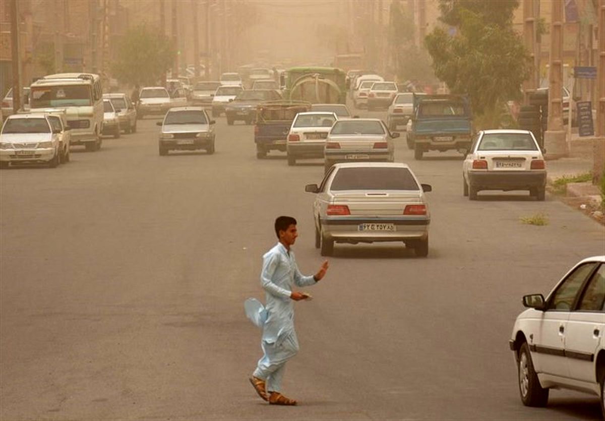 طوفان و گرد و خاک سیستان و بلوچستان را فرا می‌گیرد