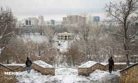 بارش شدید برف در تبریز/ شهروندان از سفرهای غیرضروری خودداری کنند