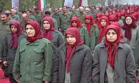 بیلبورد جنجالی کنسرت بانوان با پوشش مشابه "گروهک تروریستی منافقین" در اتوبان تهران