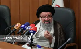 خاتمی: یک موی پرانتقادترین مسئول کشور به تمام نظام سابق می‎ارزد/محمدرضا شاه لائیک محض بود؛ او مردم را نق زن و پف‌یوز می‌خواند