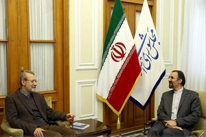 اهمیت روابط ایران و روسیه؛ محور گفتگوی لاریجانی و سنایی
