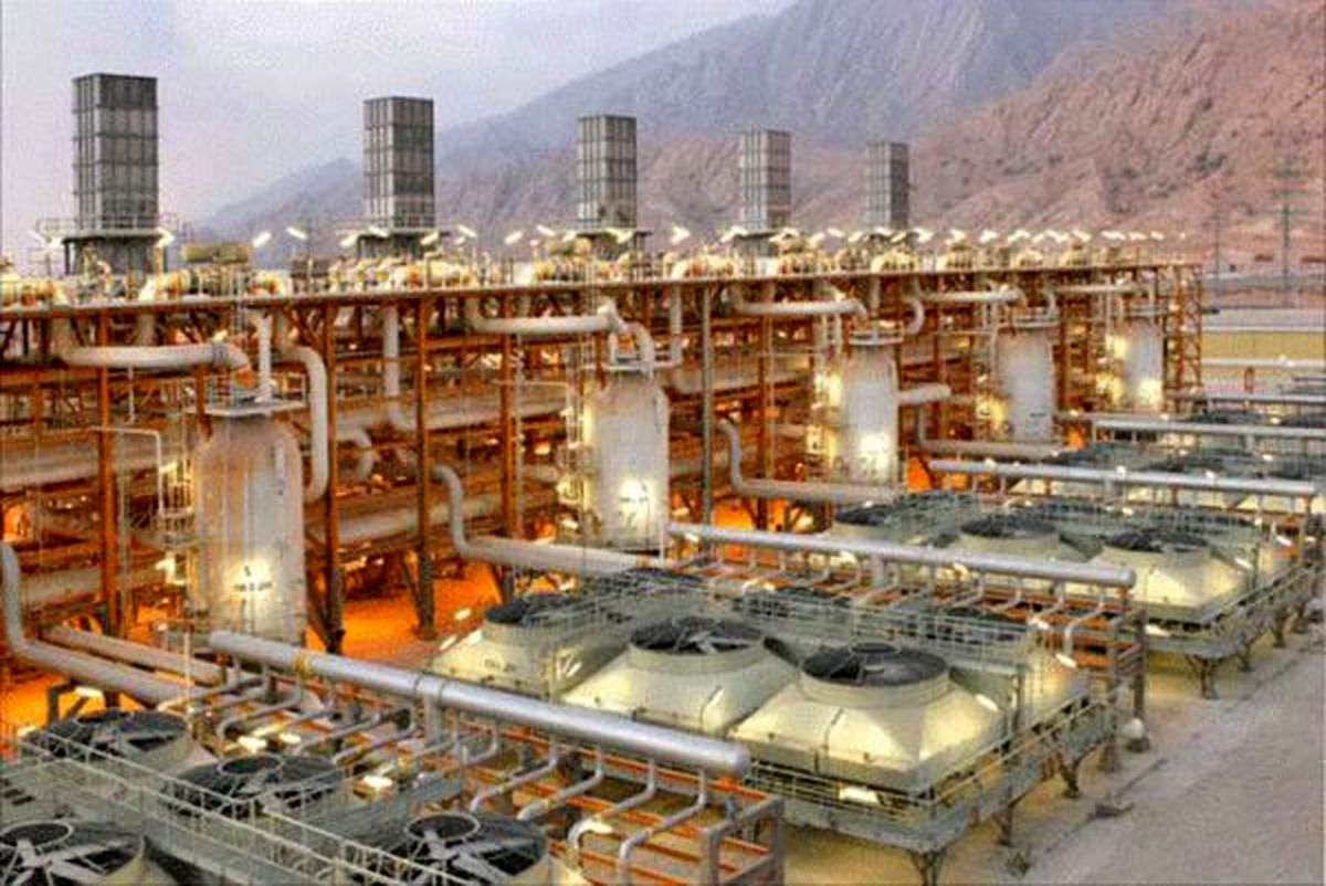 گذر از پیچ تحریمهای نفتی؛ ایران از طریق تولید گازوئیل و شراکت با هند از پس تحریمهای نفتی آمریکا بر میآید