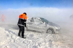 ویدئو/ کولاک بامداد امروز در گردنه الماس جاده اسالم به خلخال