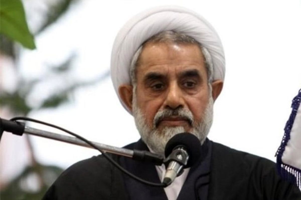 امام جمعه موقت ساری: بدحجابی و بی حجابی حربه دشمنان است