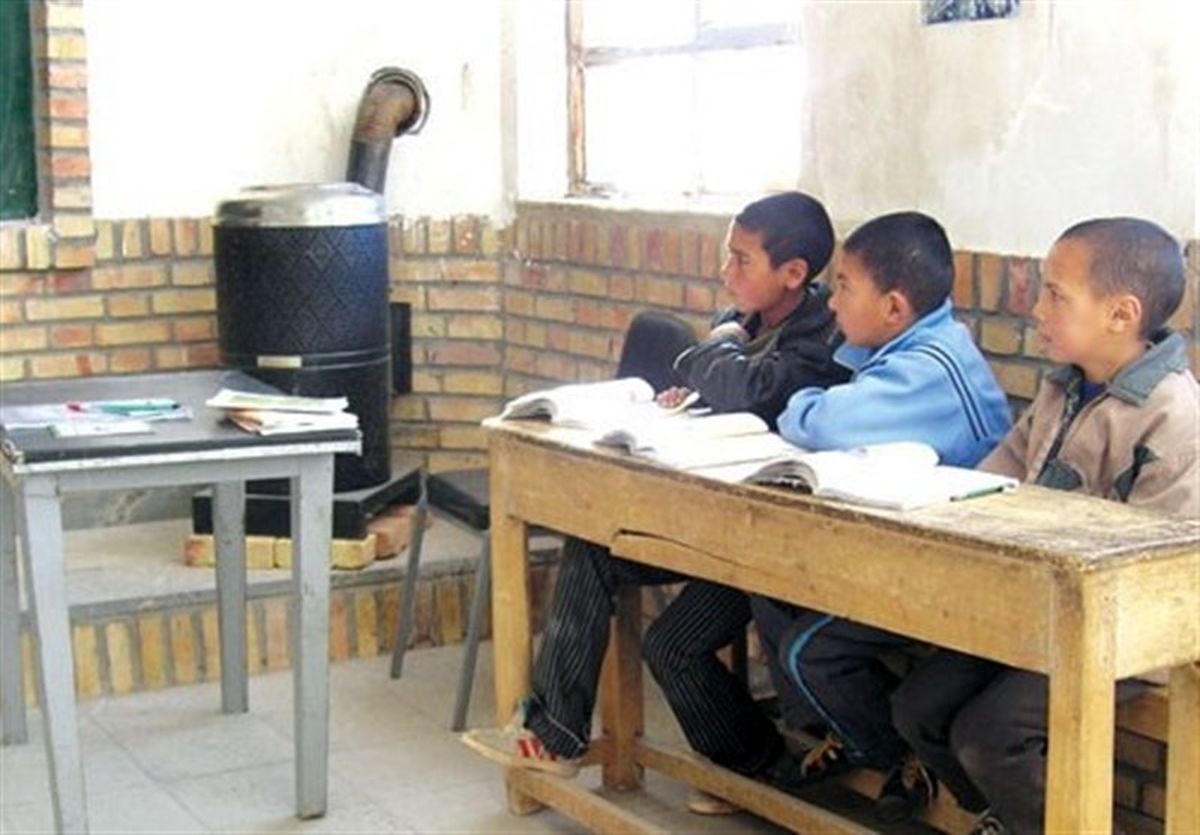 استاندار خراسان شمالی دستور جمع‌آوری بخاری‌های نفتی مدارس را صادر کرد