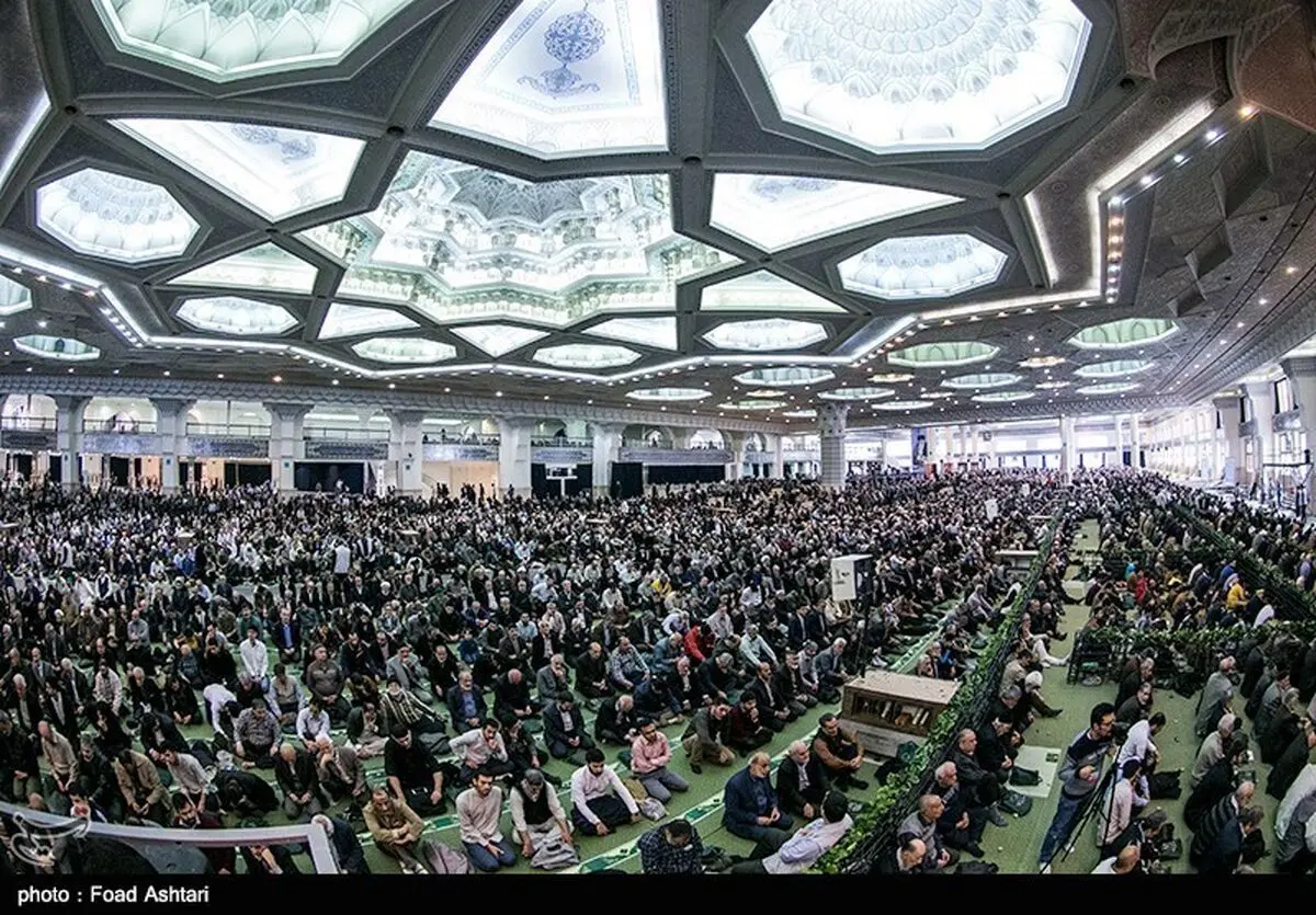 قرار نبود در جمهوری اسلامی طبقه جدیدی شکل بگیرد