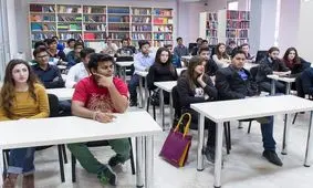 خانم معلم در ازای نمره دختران دانش آموز را وادار به کارهای زشت می کرد+عکس