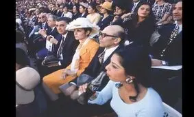 ورزشگاه آزادی، دهه ۵۰، اعظم طالقانی همراه بنی‌صدر، سعید راد و چند عکس دیگر