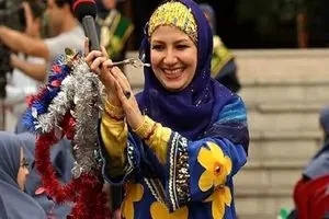 عصبانیت شدید و اعتراض «خاله شادونه» به بحران آلودگی هوا