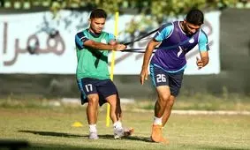 هافبک استقلال هم نرفته برگشت

