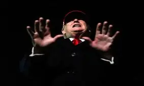 گاردین: ترامپ به شدت به راهی برای خروج از جنگ نیاز دارد