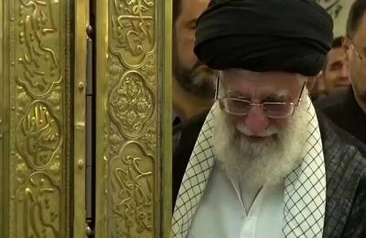 حضور رهبر شهید در حرم رضوی سال ۱۳۶۴/ ویدئو