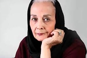 سفر در زمان؛ «کتایون امیرابراهیمی» بر پشت بام خانه اش در تهران؛ دهه 40