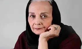 سفر در زمان؛ «کتایون امیرابراهیمی» بر پشت بام خانه اش در تهران؛ دهه 40 