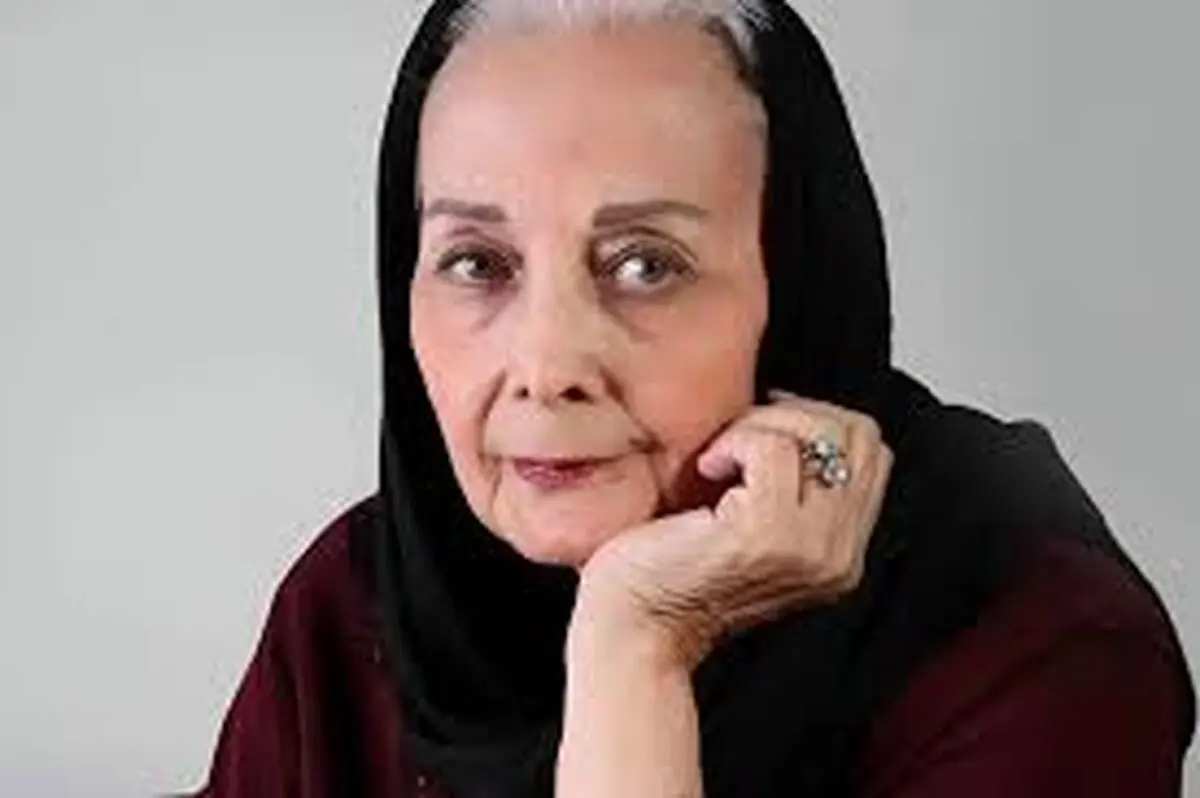 سفر در زمان؛ «کتایون امیرابراهیمی» بر پشت بام خانه اش در تهران؛ دهه 40 